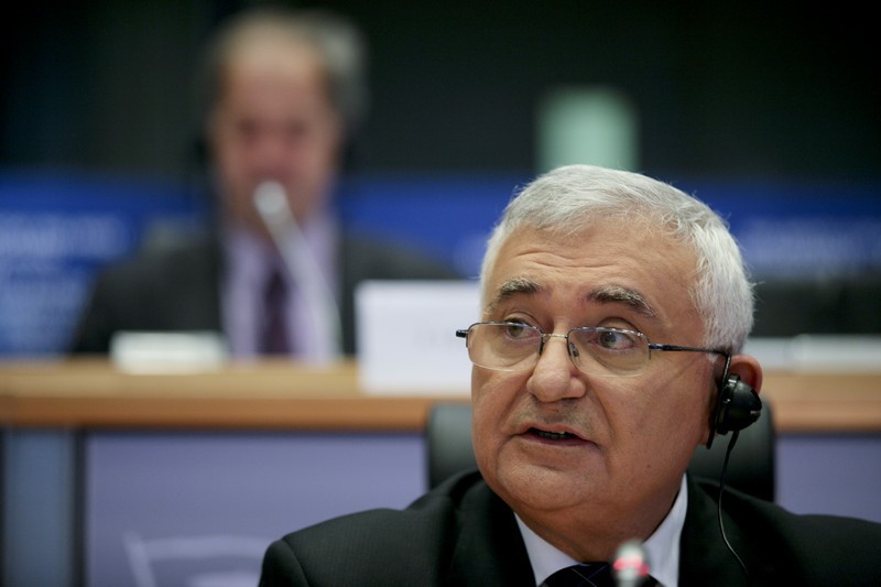 John Dalli (comisario de Salud y Política de Consumidores): El desafío sanitario